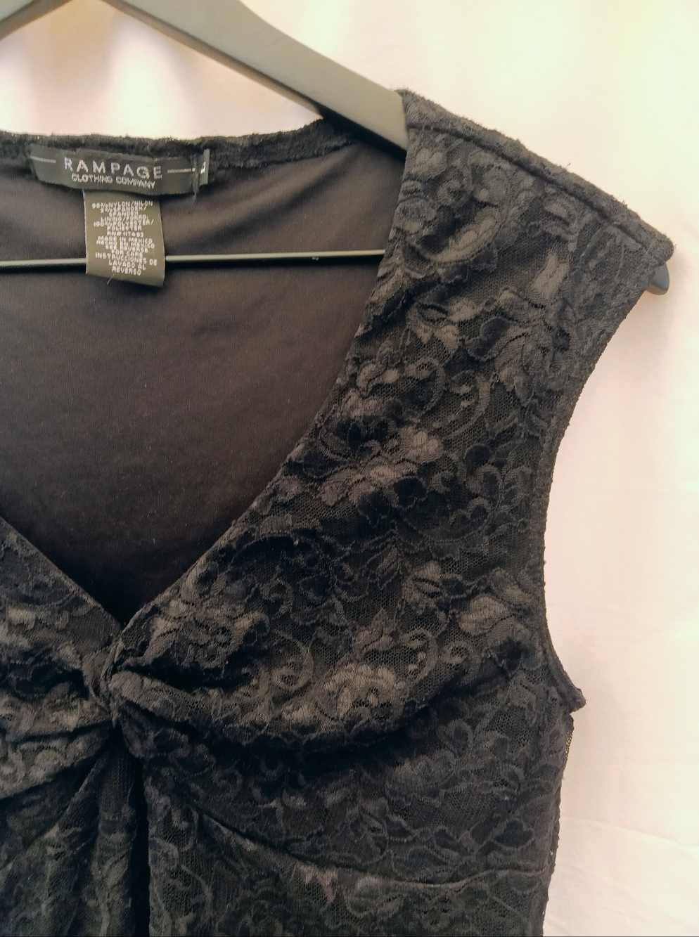 Romantic Rampage Lace Top - Picture 2 of 3